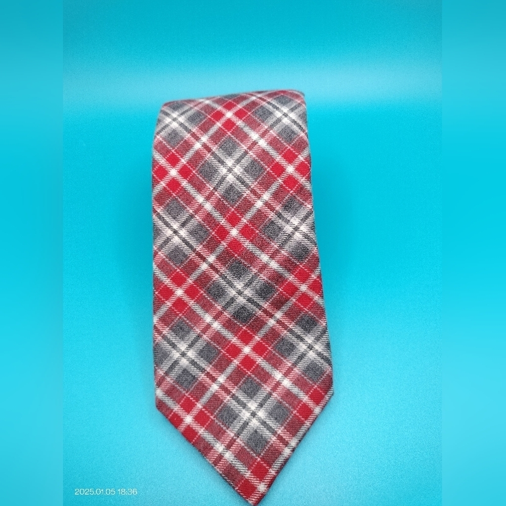 John G Hardy Cotton Necktie Tie Red Plaid Checks Made in Italy Skinny